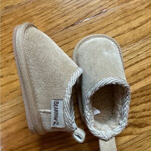 BearPaw Kids Beige Suede Slippers